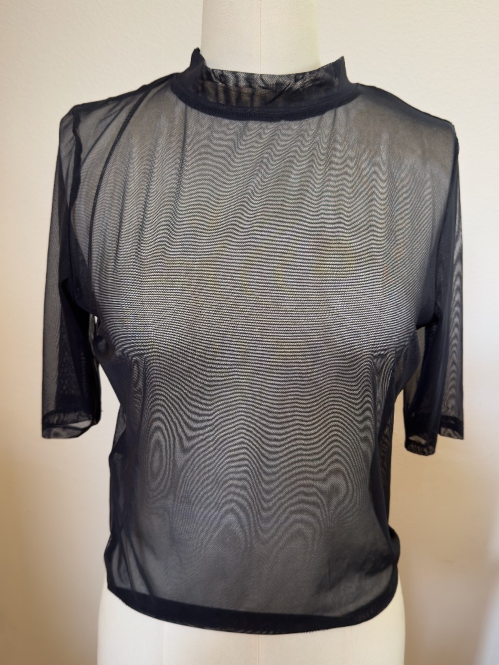 NWOT - DISTURBIA Jinx Mesh Short Sleeve Top US 12